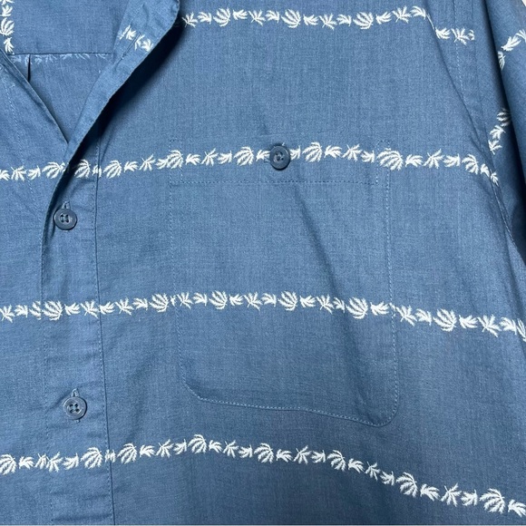 Patagonia Men Go To Shirt XL Blue Organic Cotton Stripe Short Sleeve Button Down - Picture 3 of 11